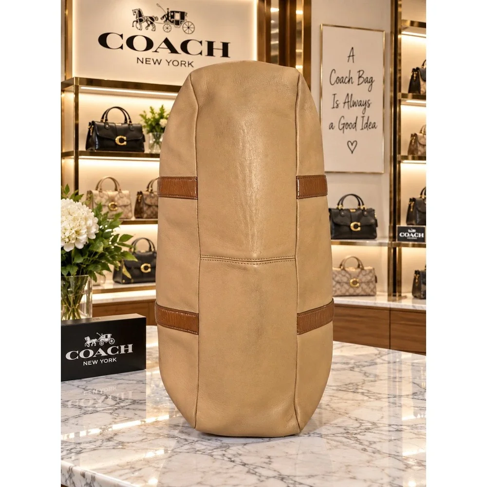 C224 Coach Hampton Tote Vintage